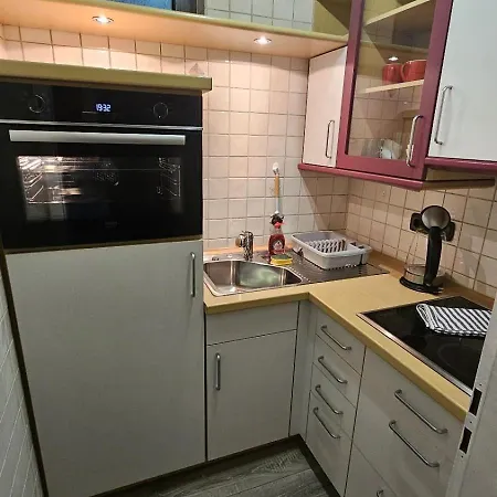 Pearl - Self Check-in, Free Parking * カールスルーエ